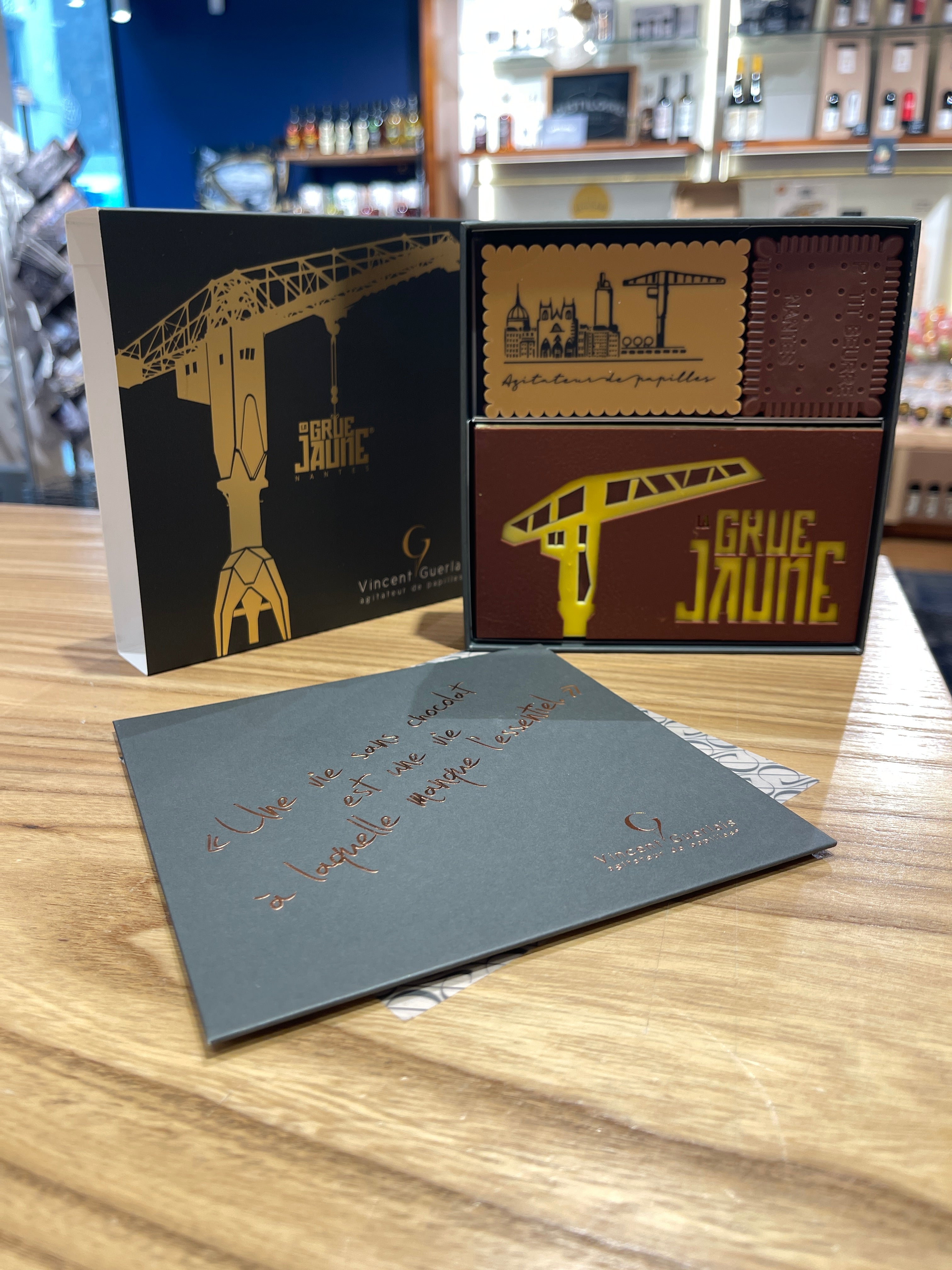 Le Coffret de Chocolat La Grue Jaune par Vincent Guerlais