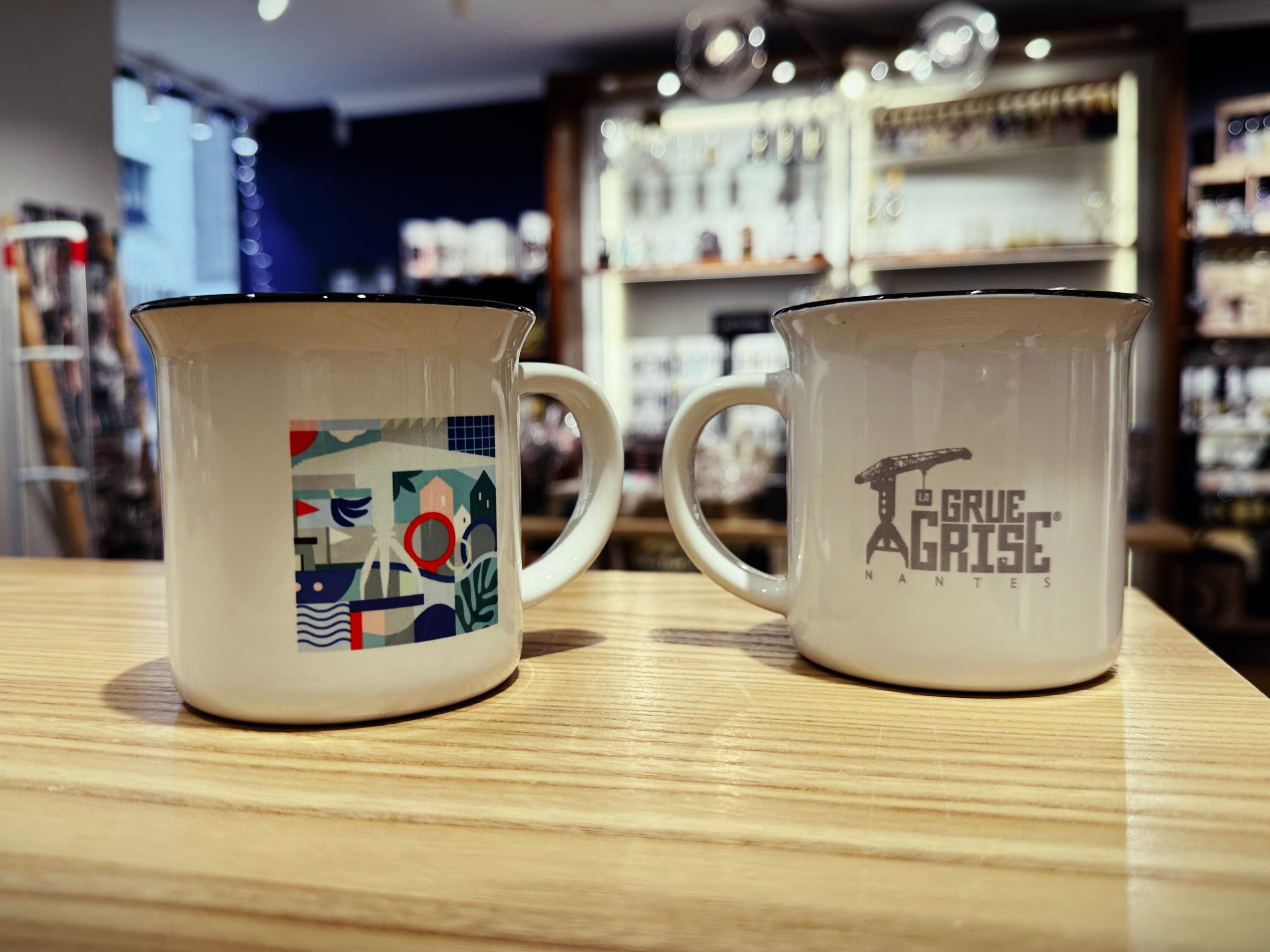 Le duo de mugs pop Titan