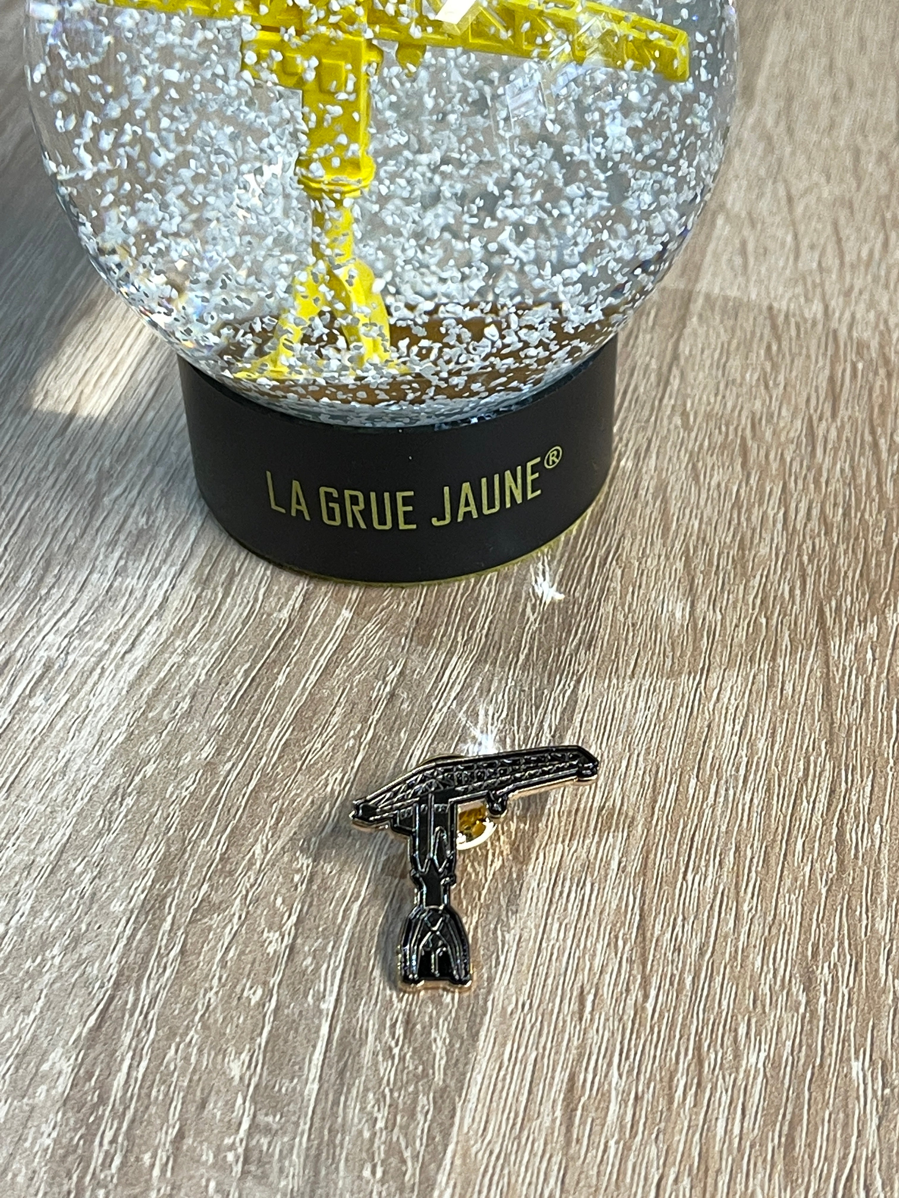 Le Pin's de La Grue Jaune